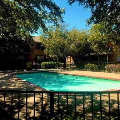 Main picture of 3624 Parkridge Dr