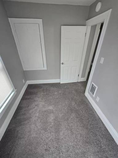 Main picture of 2557 Sullivant Ave