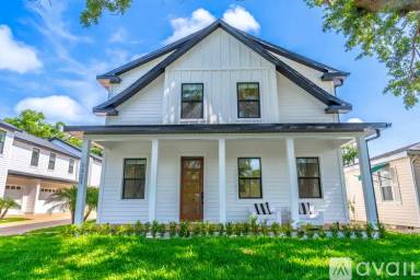 Main picture of 1315 Weber St