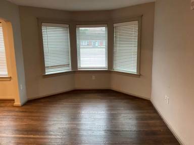 Main picture of 5822 E Washington St