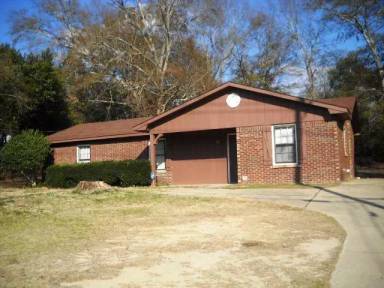 Main picture of 61 Lee Road 500