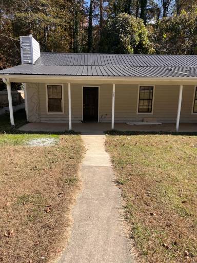 Main picture of 2135 Valley Oaks Dr SE