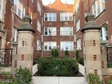 Main picture of 3034-48 W Wellington Ave & 3000-08 N Whipple St