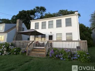Main picture of 142 Old Black Point Rd