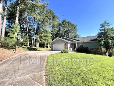 Main picture of 40 Portsmouth Dr