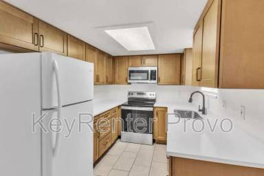 Main picture of 1893 W 800 N