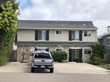 Main picture of 3975 Idaho St