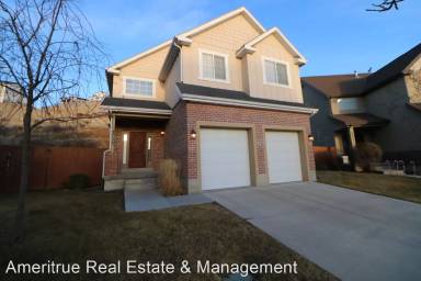 Main picture of 2738 W Fox Hunters Loop