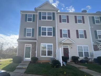 Main picture of Breezewood Condominiums