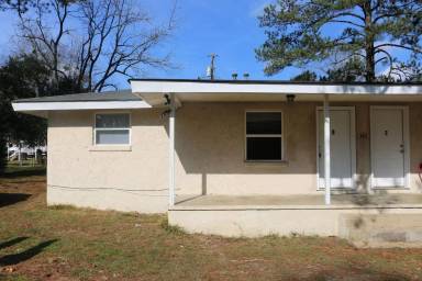 Main picture of 343 Hill St