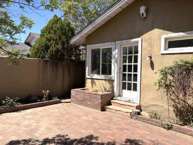 Main picture of 317 Cornell Dr SE