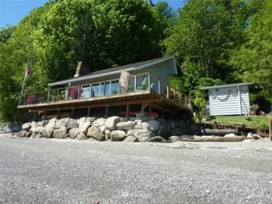 Main picture of 10423 Sunrise Beach Dr NW