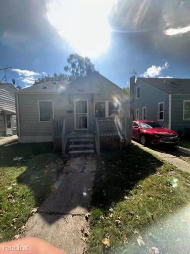 Main picture of 15894 Rossini Dr