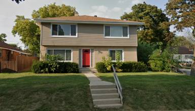 Main picture of 7100 W Hampton Ave