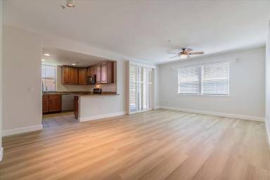 Main picture of Cannery Square Condos
