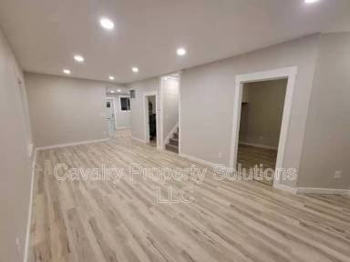 Main picture of 1318 Baxter Ave