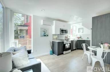Main picture of 513 11th Ave E