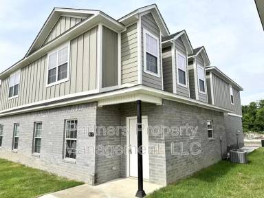 Main picture of 801 S Amarillo Ave