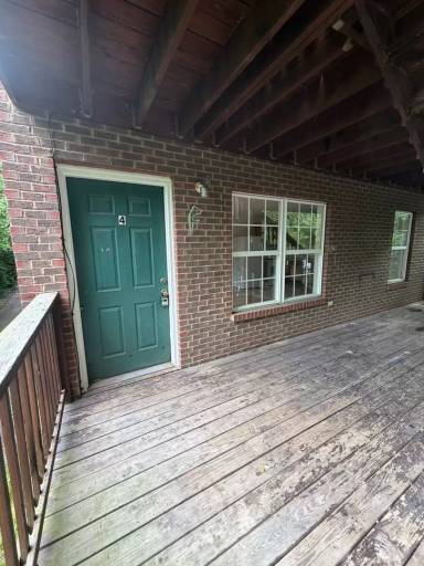 Main picture of 135 Macey Ave