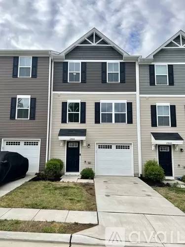 Main picture of 2844 Farzi Cir