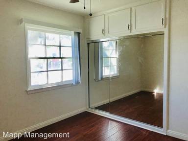 Main picture of 1321 E Wilson Ave