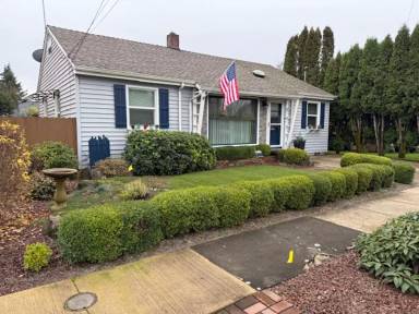Main picture of 608 E Franklin St