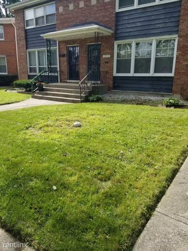 Main picture of 13936 S Clark St