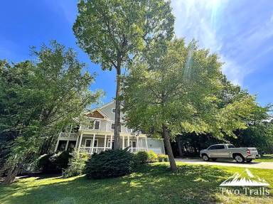 Main picture of 1055 Columbine Rd