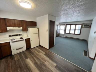 Main picture of 103 Walnut St