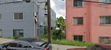 Main picture of 5035 D St SE