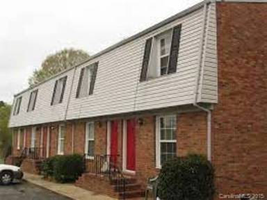 Main picture of 636 Stevens St