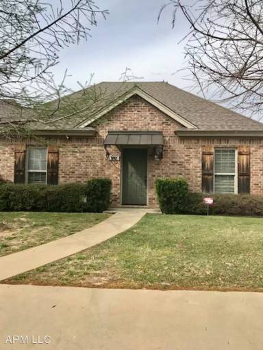 Main picture of 2601 Broadmoor Blvd