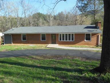Main picture of 5912 Bent Mountain Rd