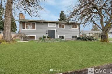 Main picture of 1608 7th St NE