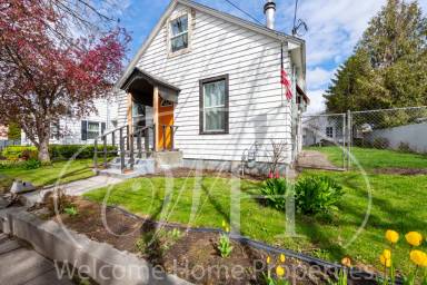 Main picture of 132 Malcolm St