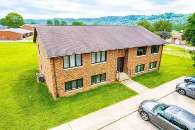 Main picture of 156 Stivers Rd