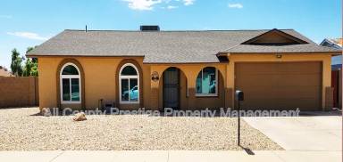 Main picture of 4701 W Charleston Ave