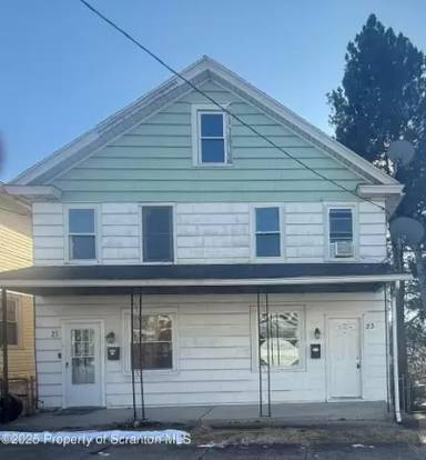 Main picture of 21 W Noble St