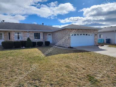 Main picture of 527 Seminary Dr
