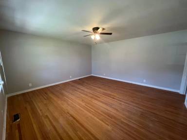 Main picture of 303 Belvidere Rd SE