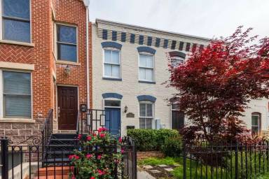 Main picture of 1120 K St SE