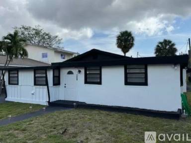 Main picture of 108 NW 14th Ave