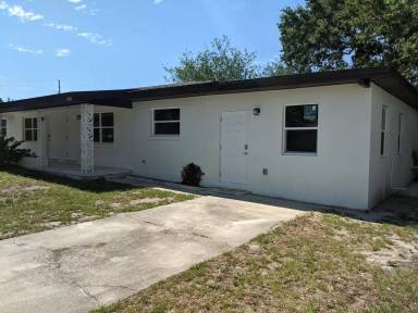 Main picture of 1156 Angle Rd