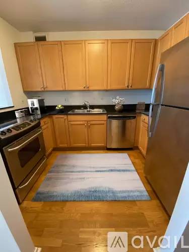 Main picture of 400 N La Salle Dr