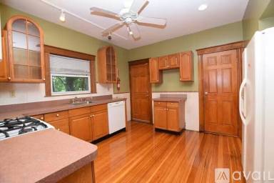 Main picture of 86 Draper St