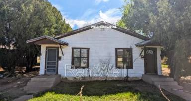 Main picture of 3015 39th St