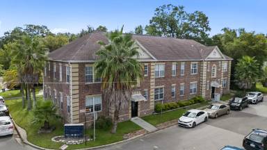 Main picture of 931 Rubel St