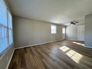 Main picture of 109 Sunset Ct