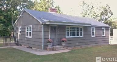 Main picture of 38 Bergman Dr
