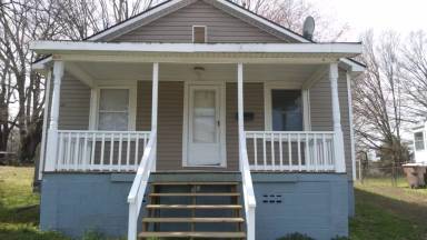 Main picture of 321 Winston St